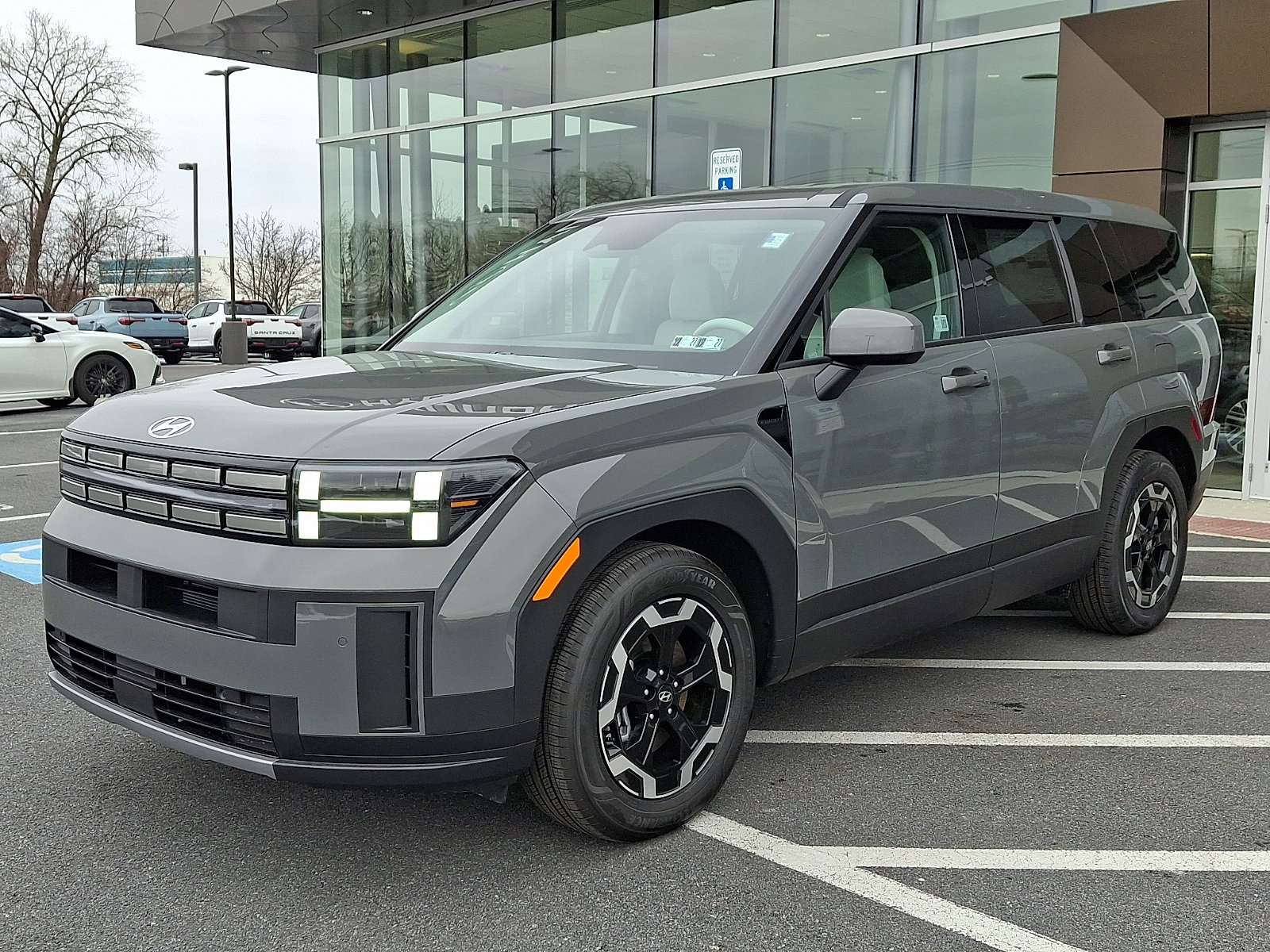 New 2026 Hyundai Santa Fe SE image 2