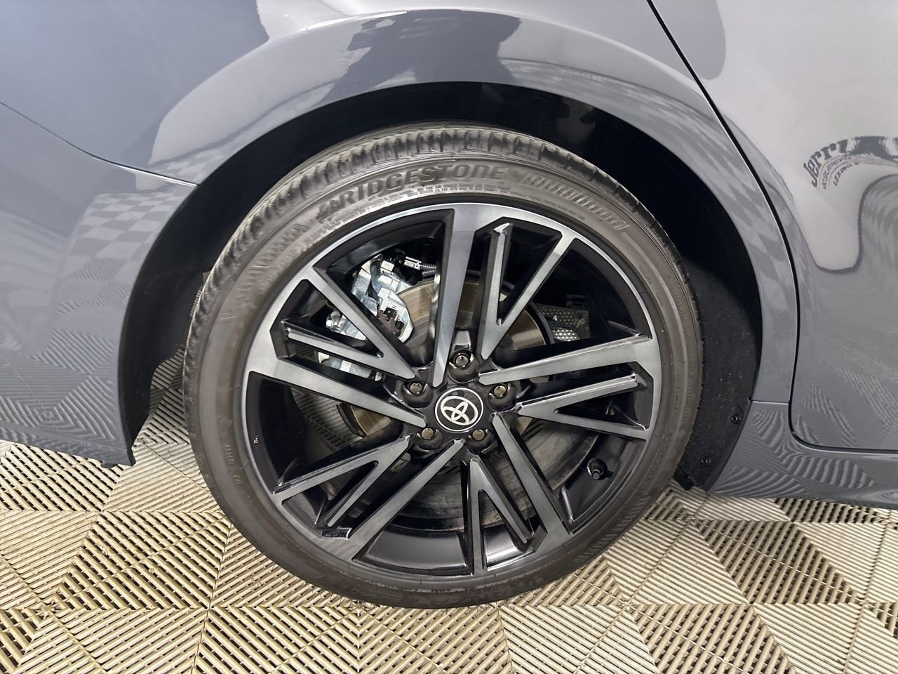 Used 2025 Toyota Camry XSE image 32