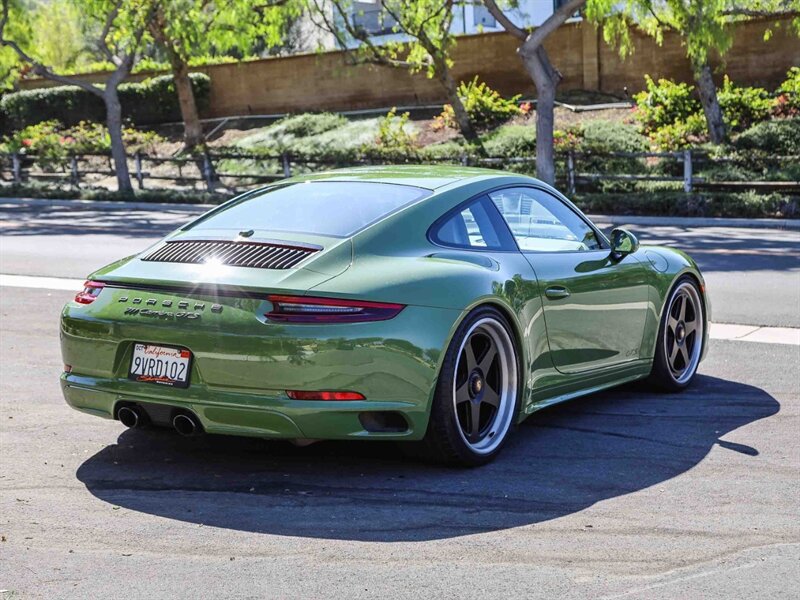 Used 2019 Porsche 911 Carrera GTS RWD image 5
