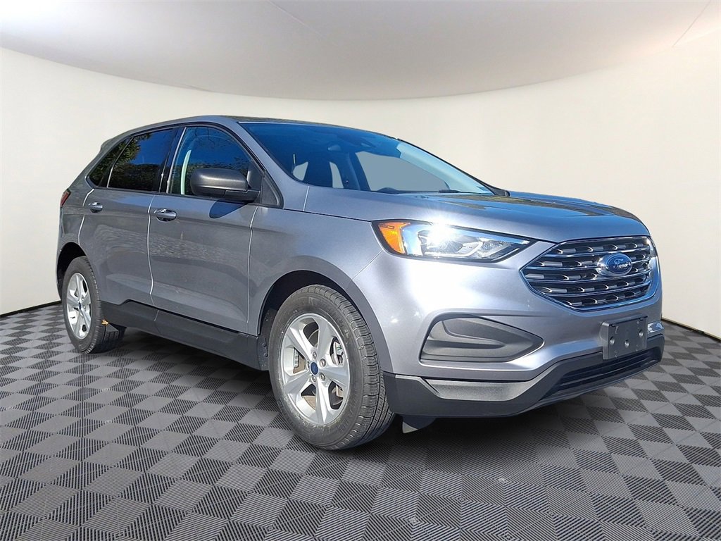 Used 2022 Ford Edge SE image 1