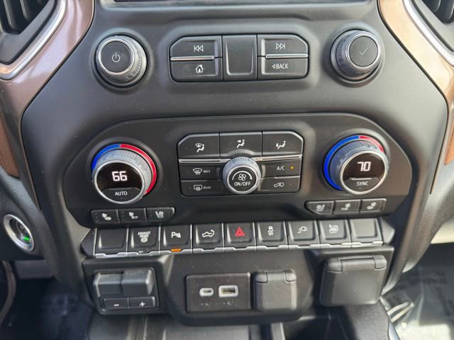 Used 2022 Chevrolet Silverado 3500 High Country AWD/4WD image 18