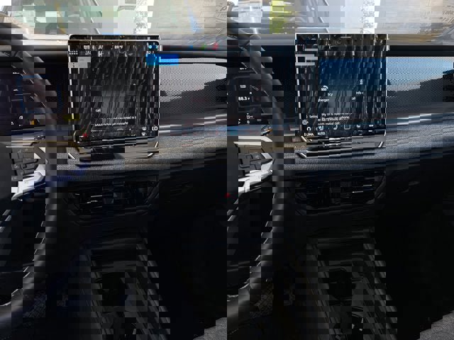 New 2025 Volkswagen Tiguan S image 18