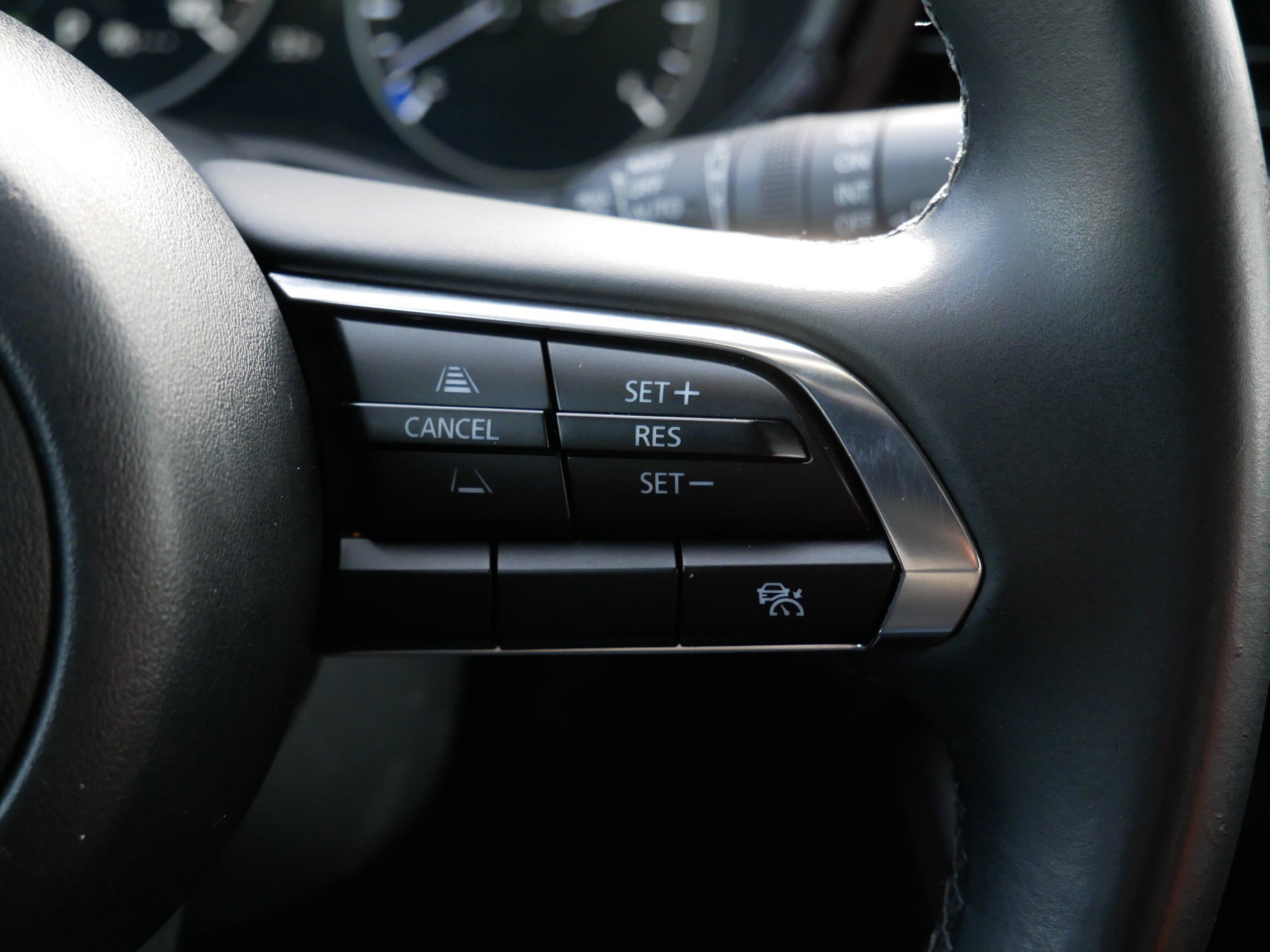 Used 2024 MAZDA MAZDA3 s image 29