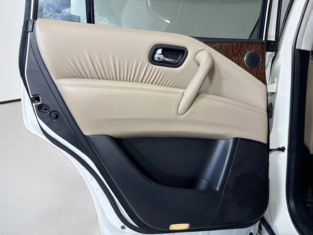 Used 2020 Nissan Armada Platinum w/ Captain's Chairs Package RWD image 25