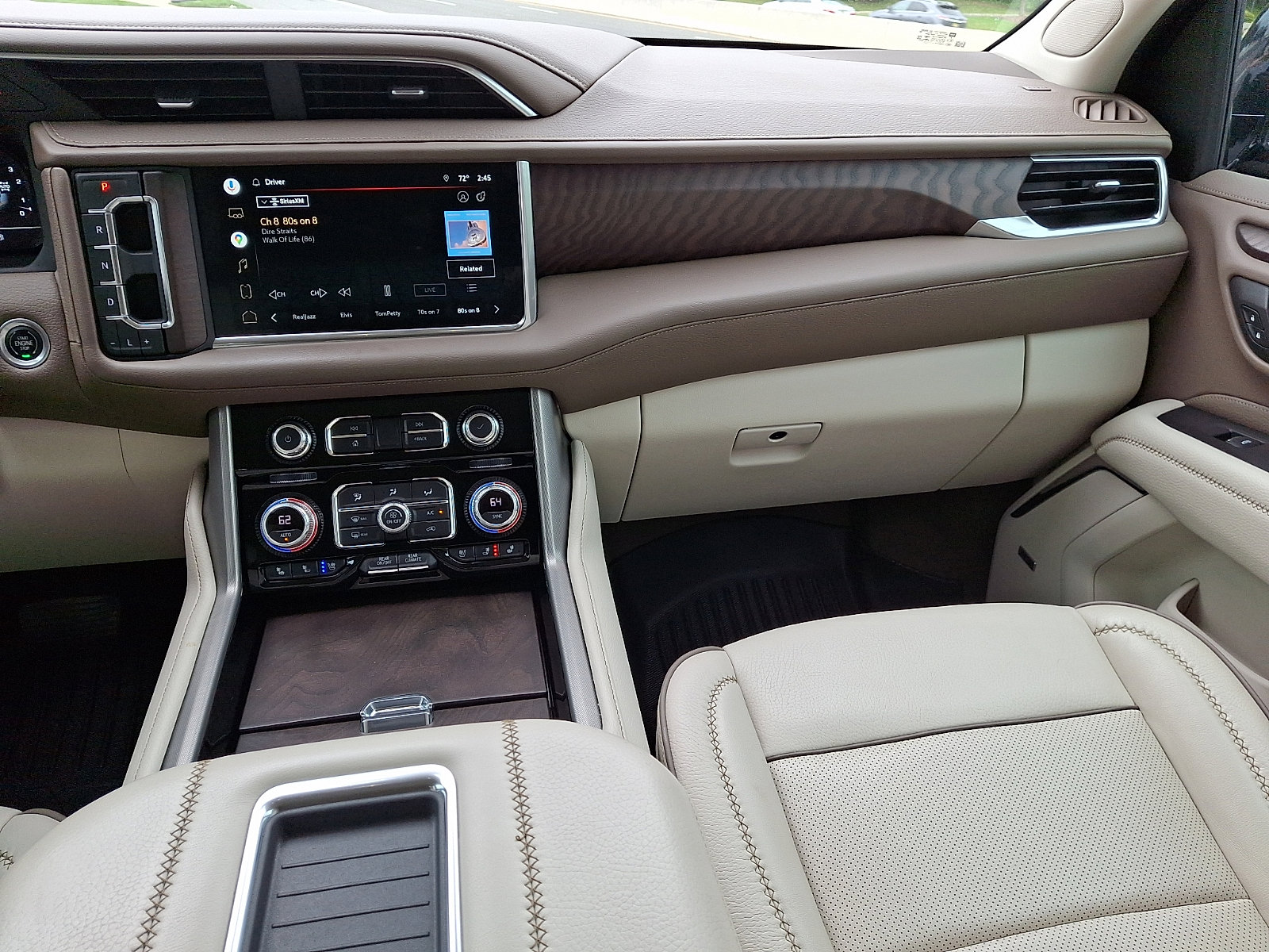 Used 2022 GMC Yukon Denali AWD/4WD image 16