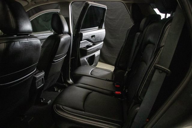 Used 2023 Nissan Pathfinder SV AWD/4WD image 20