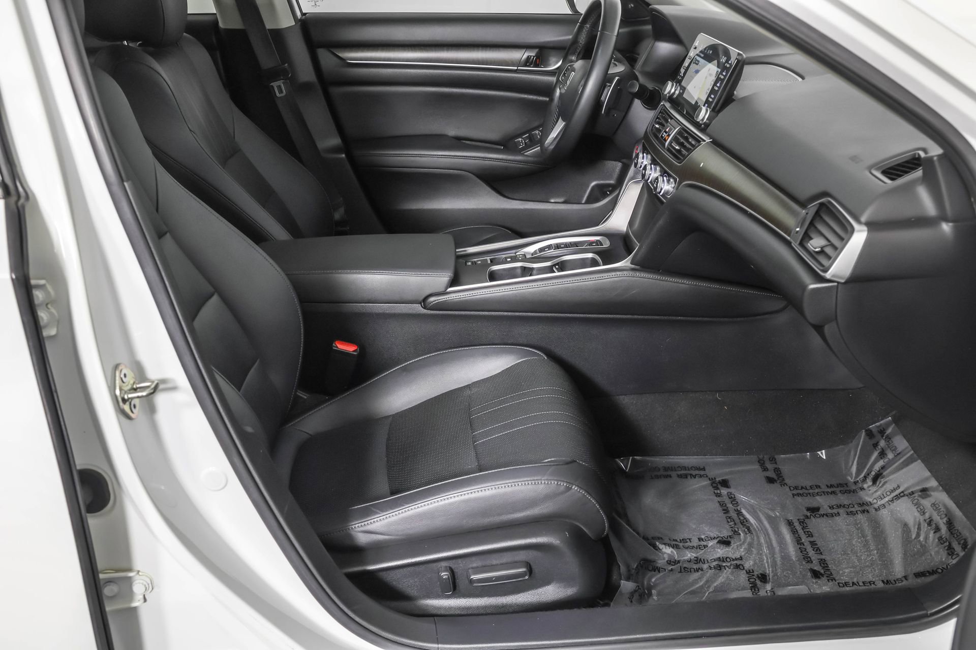 Used 2020 Honda Accord Touring image 46