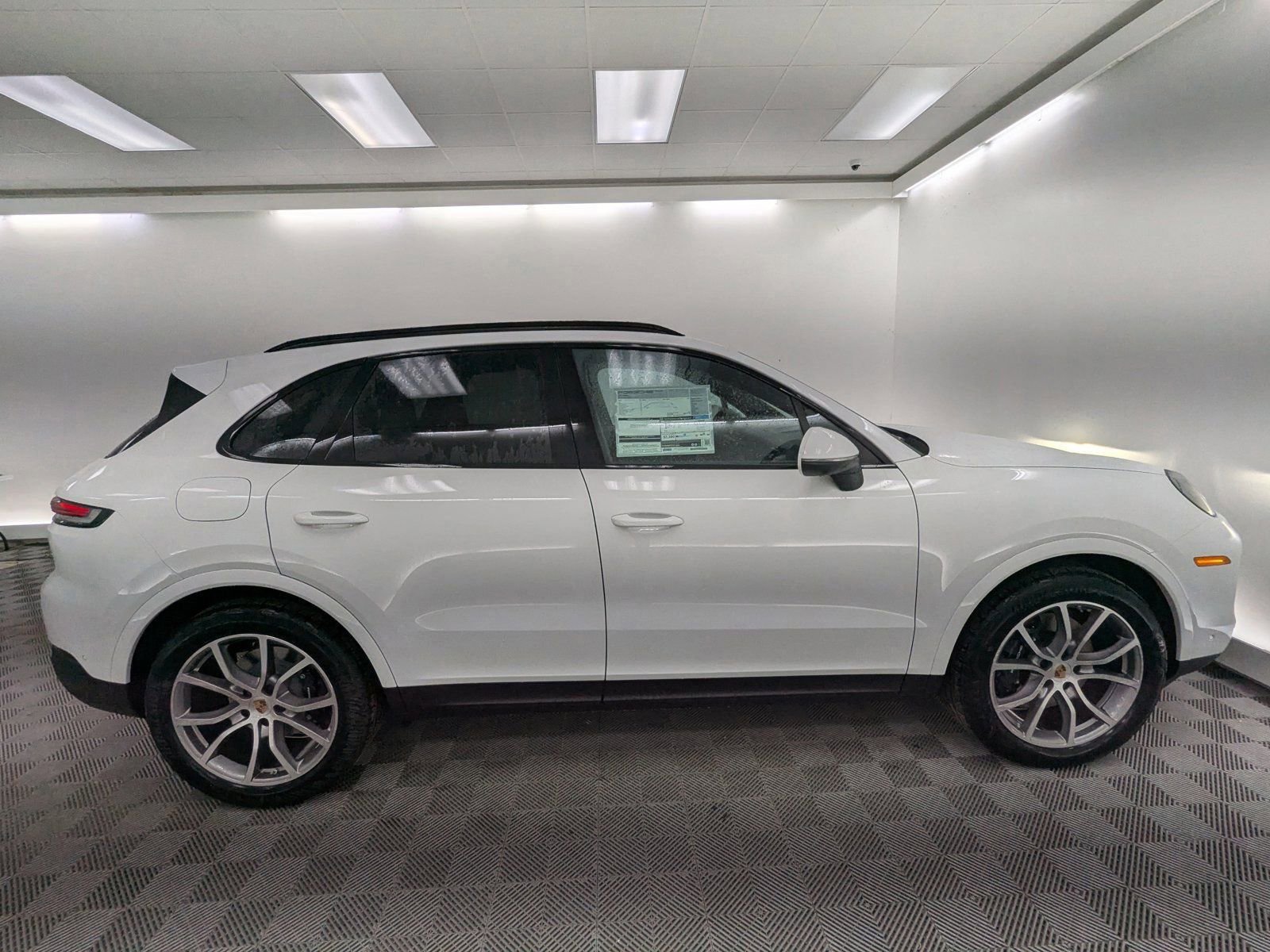 New 2026 Porsche Cayenne AWD/4WD image 8