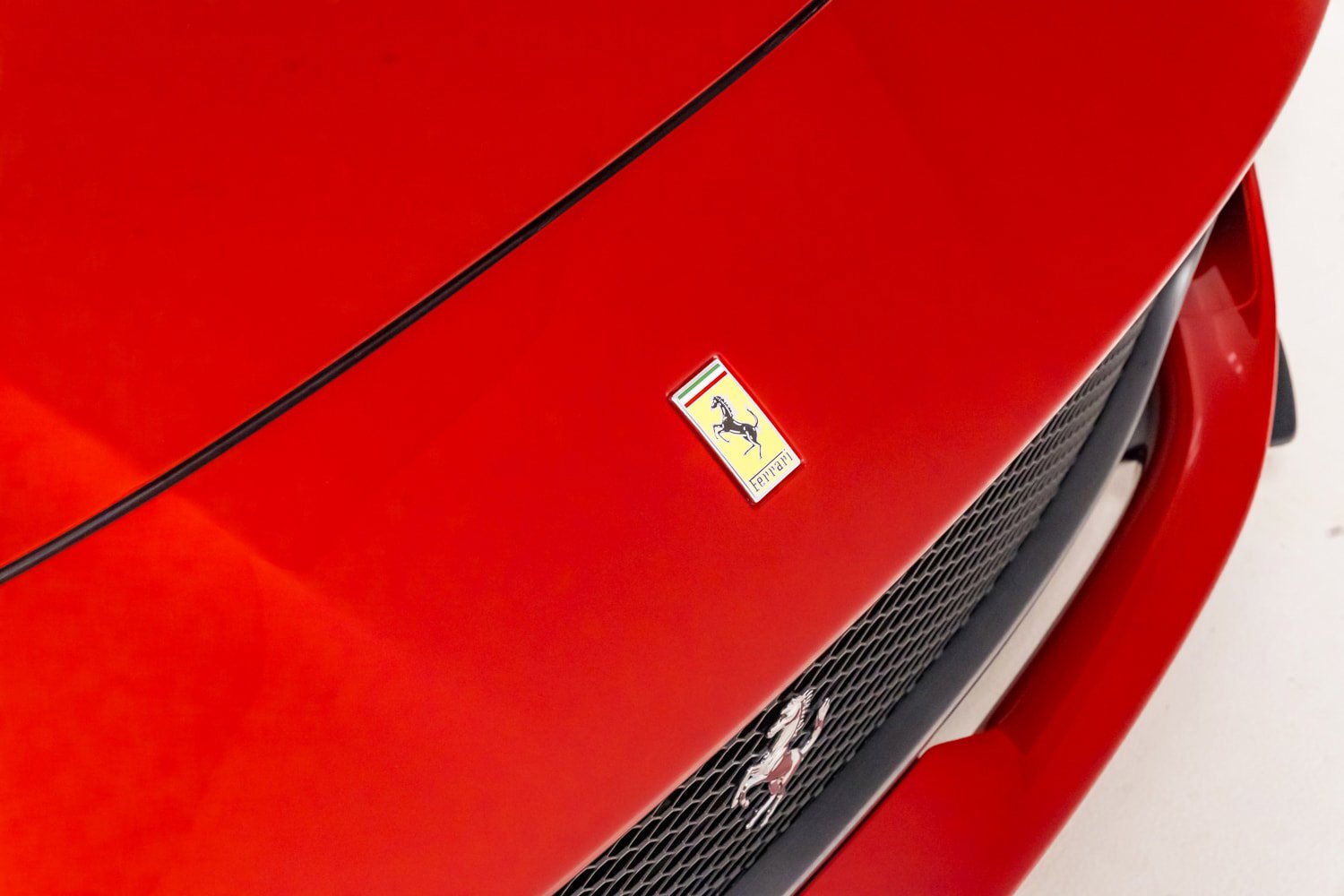 Used 2019 Ferrari 812 Superfast RWD image 34