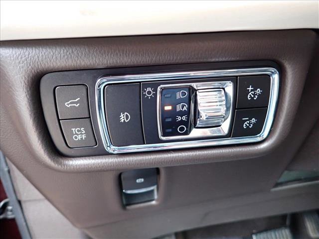 Used 2023 Lincoln Nautilus Black Label w/ Class II Trailer Tow Package image 19