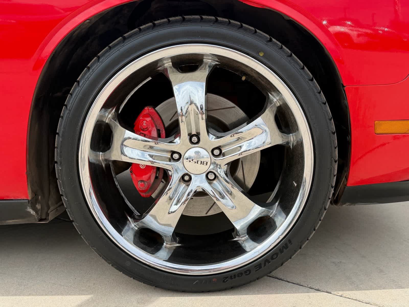 Used 2009 Dodge Challenger SRT8 w/ SRT Option Group II RWD image 9