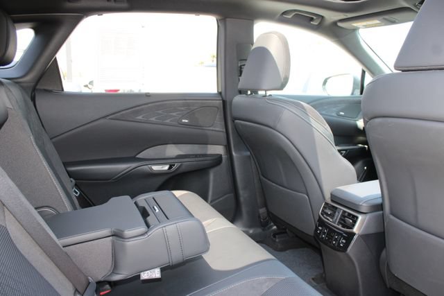 Certified 2025 Lexus RX 450h AWD w/ Convenience Package image 7