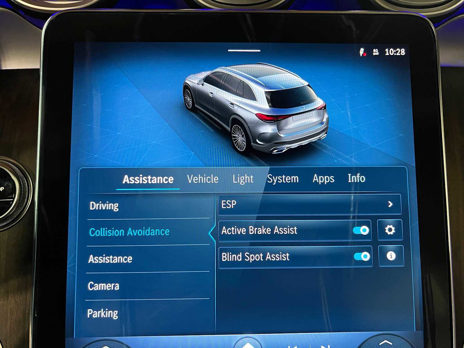 New 2025 Mercedes-Benz GLC 300 4MATIC image 28