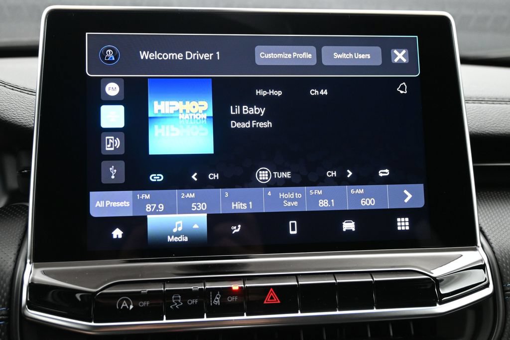 New 2026 Jeep Compass Latitude AWD/4WD image 9