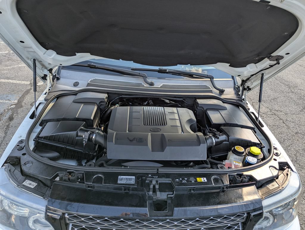 Used 2013 Land Rover Range Rover Sport HSE AWD/4WD image 41