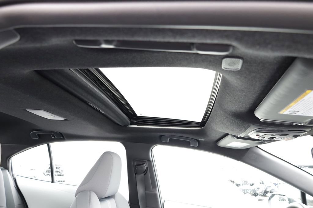 Certified 2025 Toyota Corolla SE w/ SE Premium Package image 41