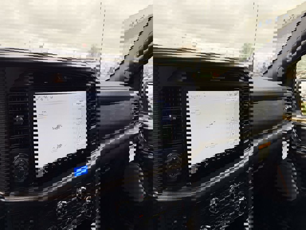 New 2026 Ford F150 Lariat w/ Equipment Group 502A High image 18