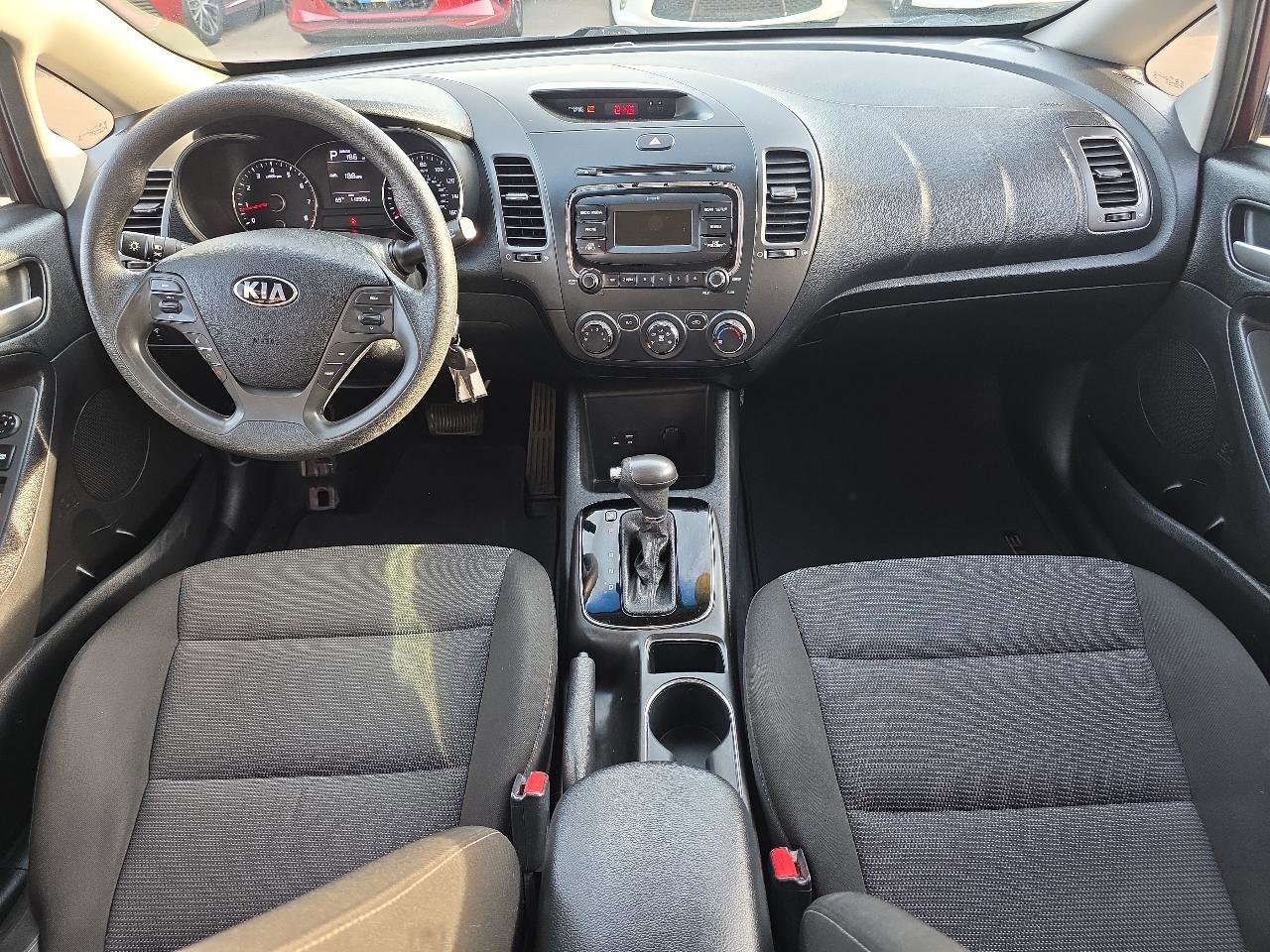 Used 2017 Kia Forte LX image 24