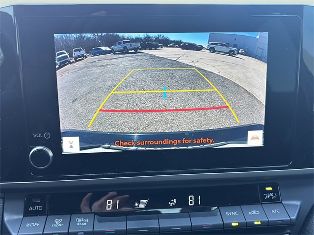 Used 2025 Toyota Camry SE image 26