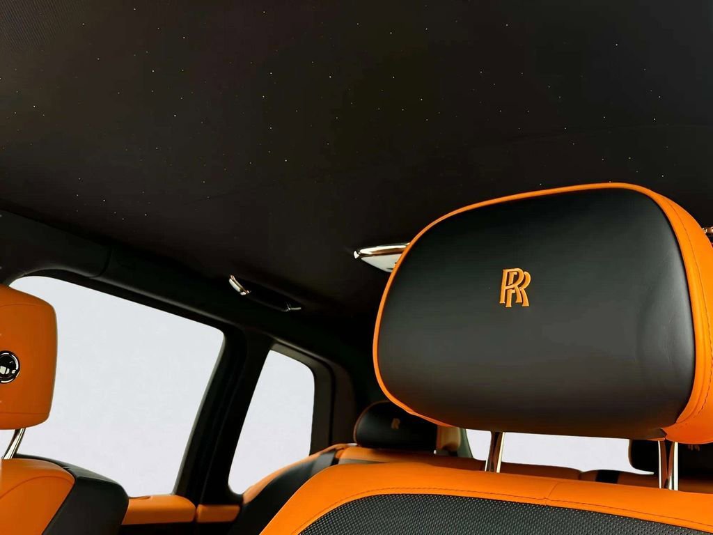 New 2026 Rolls-Royce Cullinan image 11