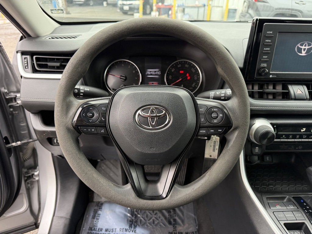 Used 2020 Toyota RAV4 LE w/ Carpet Mat Package image 20