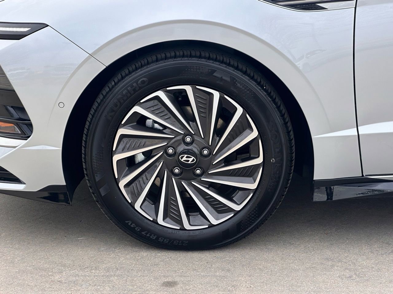 Certified 2026 Hyundai Sonata Limited image 14