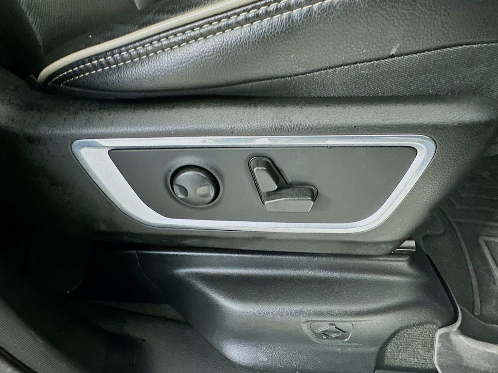 Used 2022 RAM 1500 Laramie RWD image 23