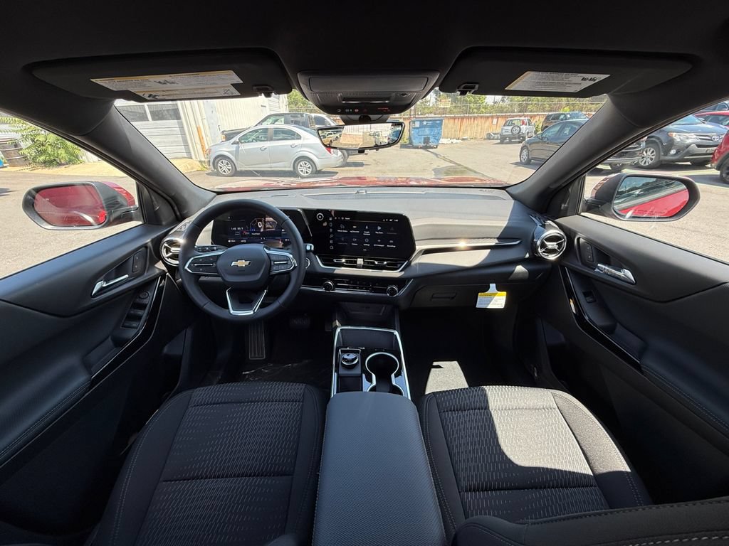New 2027 Chevrolet Equinox LT w/ Safety and Technology Package AWD/4WD image 21