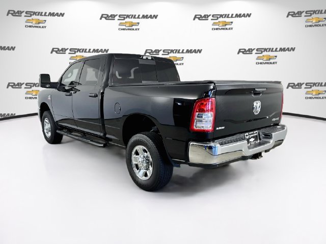 Used 2024 RAM 2500 Tradesman w/ Chrome Appearance Group AWD/4WD image 5