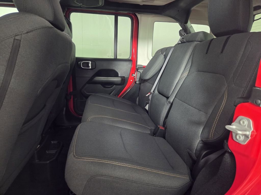 Certified 2025 Jeep Wrangler Sahara w/ Safety Group image 25