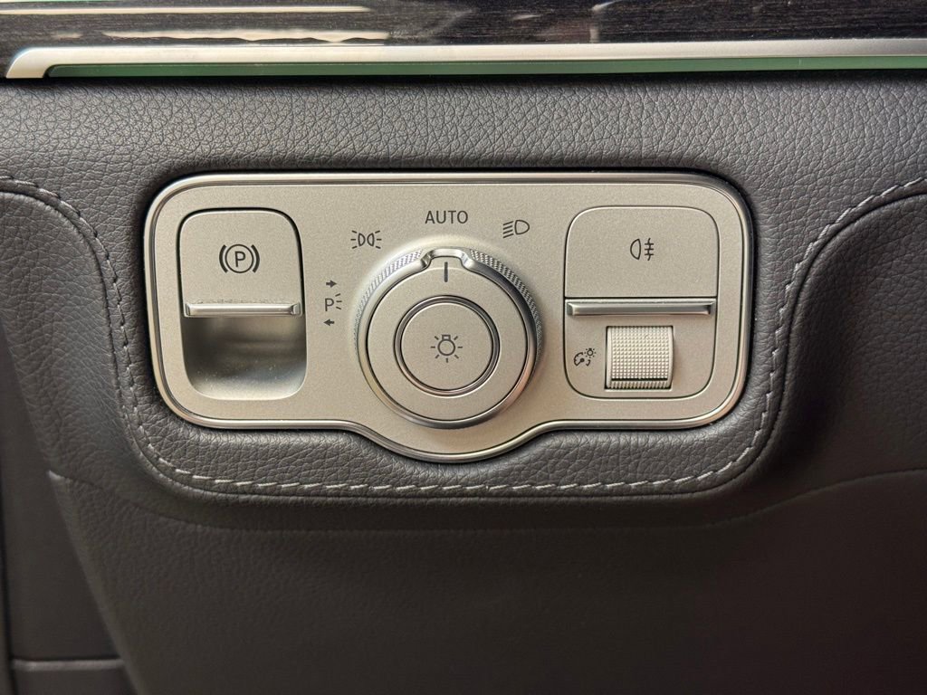 Used 2020 Mercedes-Benz GLE 450 4MATIC image 34