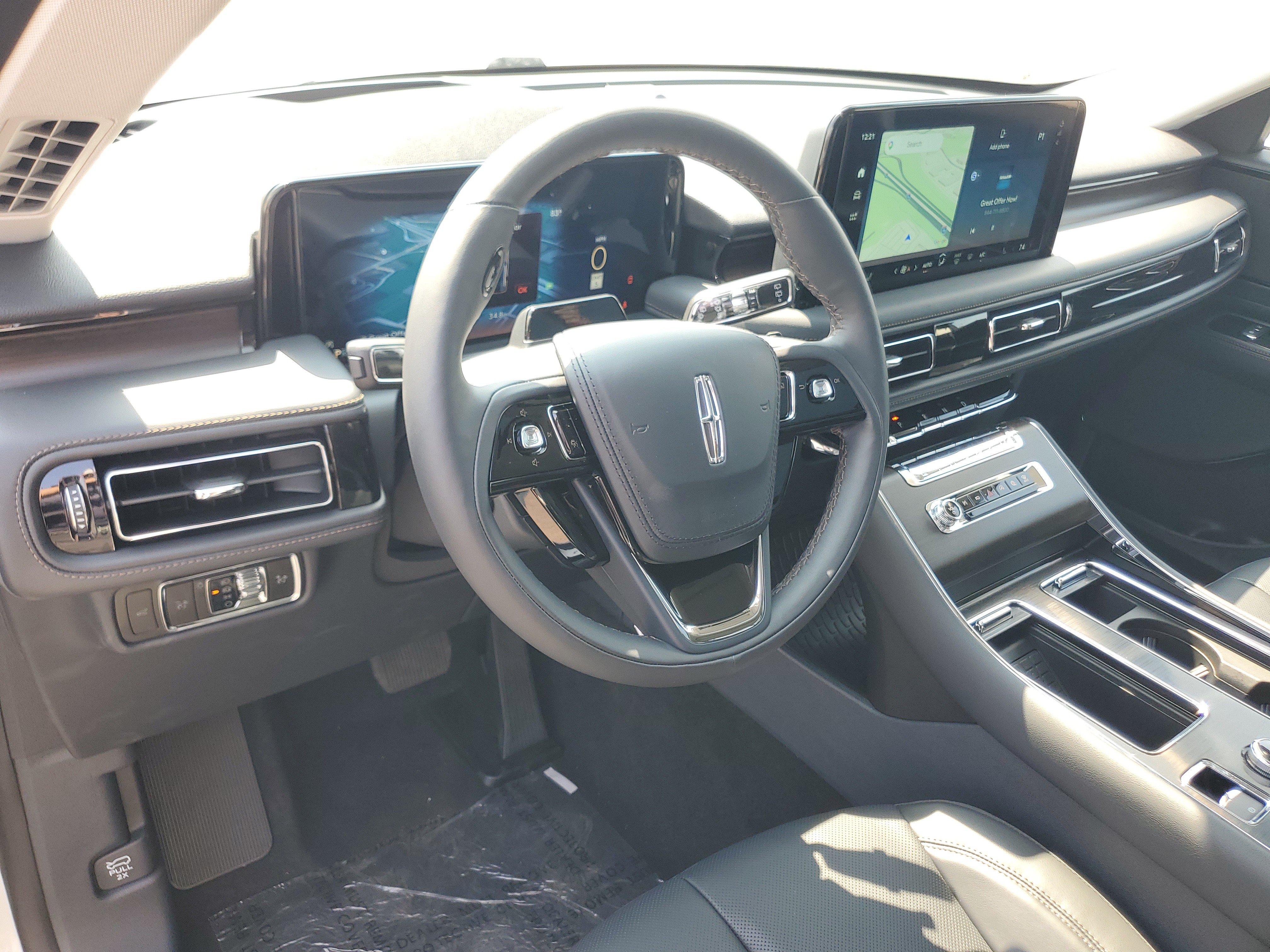 New 2026 Lincoln Aviator Reserve w/ Jet Appearance Package AWD/4WD image 12