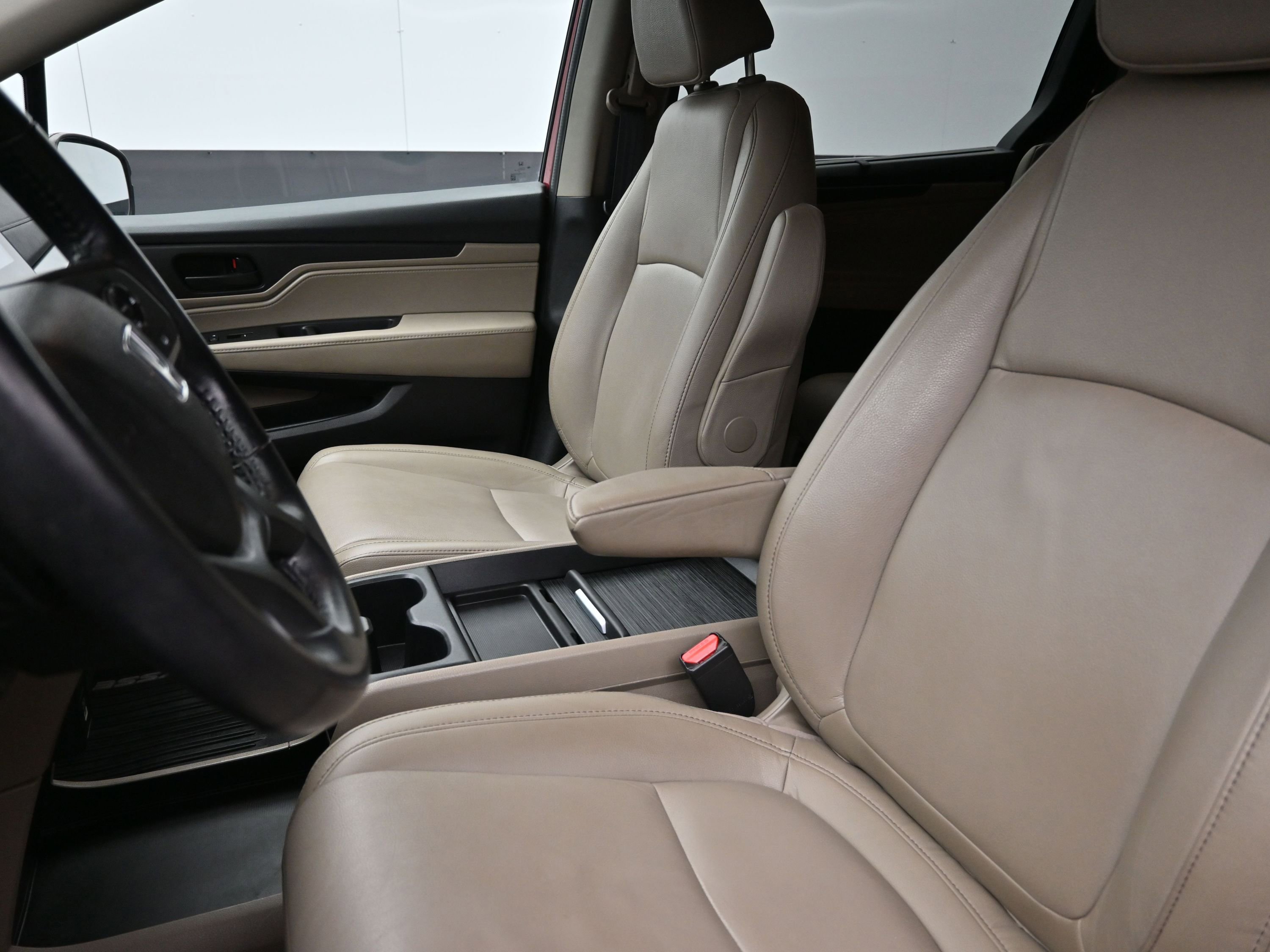 Used 2022 Honda Odyssey EX-L image 2