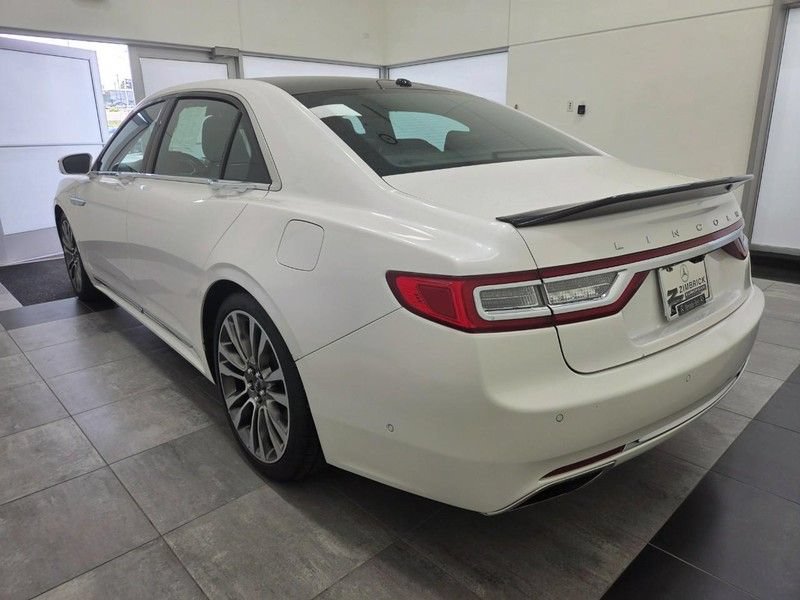 Used 2017 Lincoln Continental Reserve w/ Rear-seat Package AWD/4WD image 4