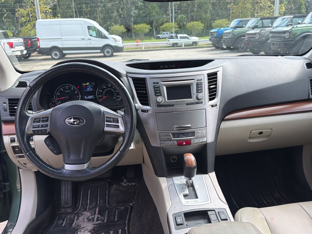 Used 2014 Subaru Outback 2.5i Limited w/ Moonroof Package AWD/4WD image 7