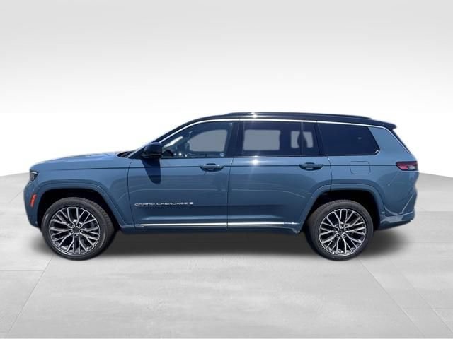 New 2026 Jeep Grand Cherokee L Summit AWD/4WD image 3