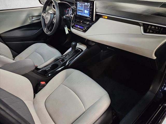 Used 2021 Toyota Corolla LE image 19