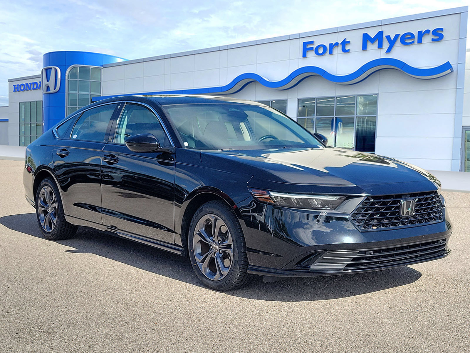 Used 2023 Honda Accord EX-L video 1