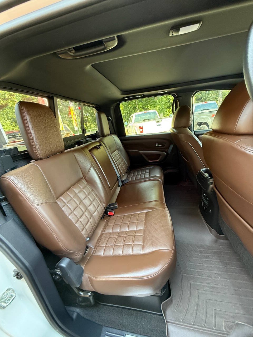 Used 2021 Nissan Titan Platinum Reserve w/ Moonroof Package AWD/4WD image 22