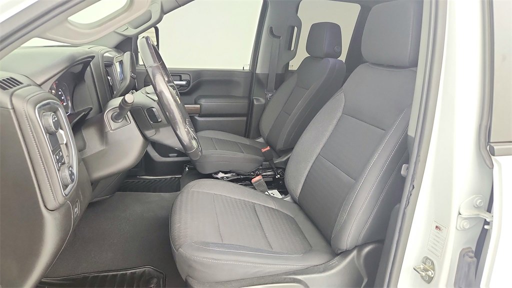 Used 2022 Chevrolet Silverado 2500 LT w/ Convenience Package image 17