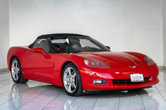 Used 2008 Chevrolet Corvette Convertible w/ Preferred Equipment Group RWD image 3