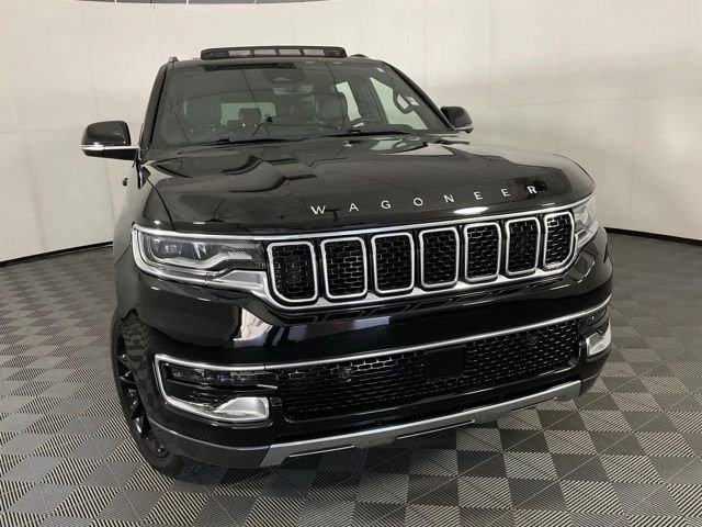 Used 2022 Jeep Wagoneer Series III w/ Premium Group I AWD/4WD image 8