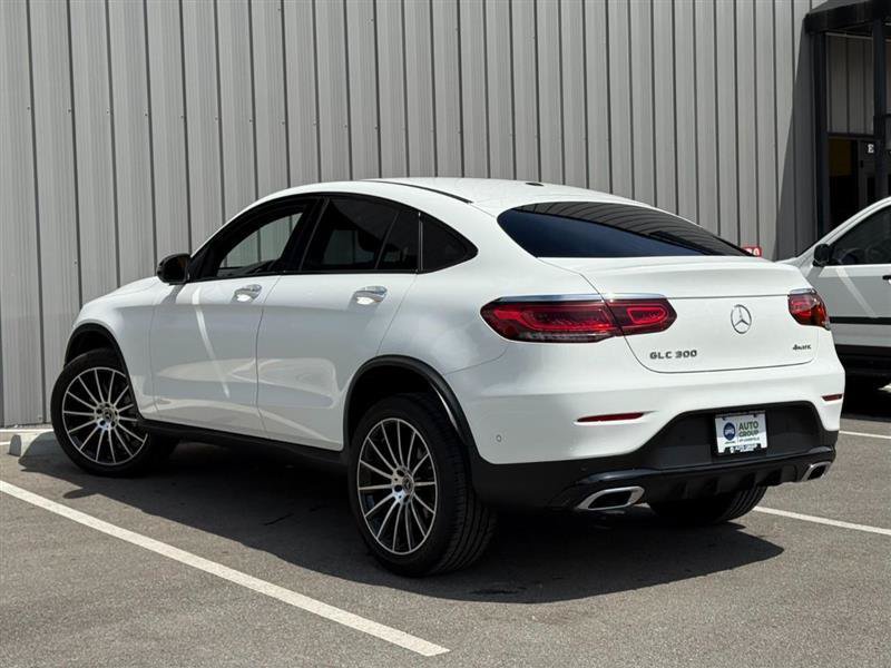 Used 2023 Mercedes-Benz GLC 300 4MATIC Coupe image 8