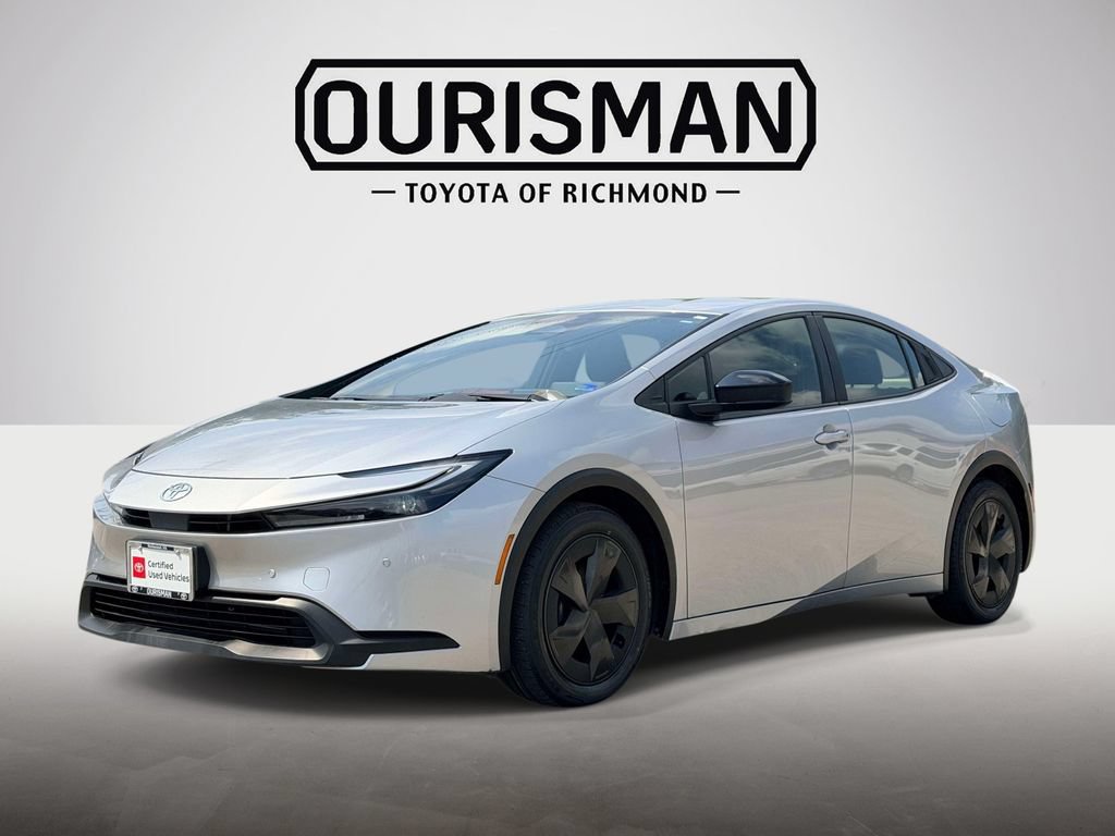 Used 2024 Toyota Prius LE FWD image 24