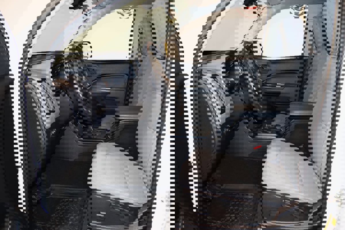 Used 2015 Chevrolet Colorado W/T w/ WT Convenience Package image 28