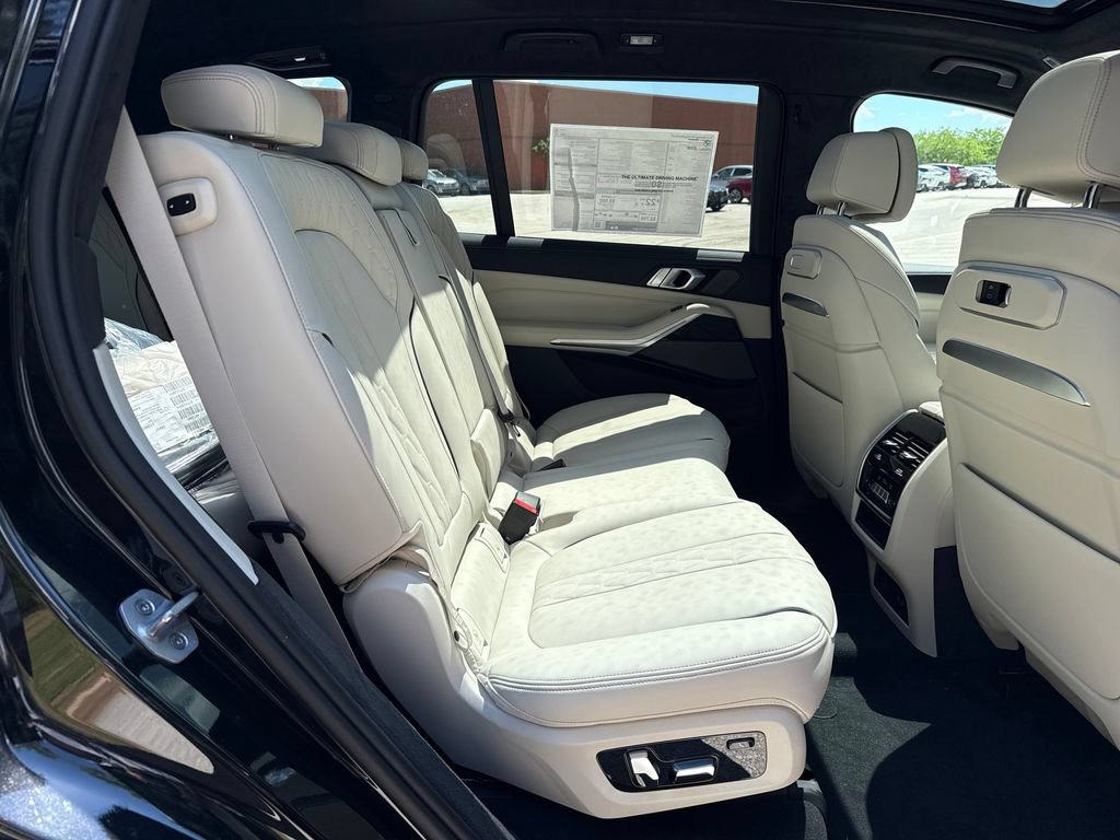 New 2027 BMW X7 xDrive40i AWD/4WD image 29