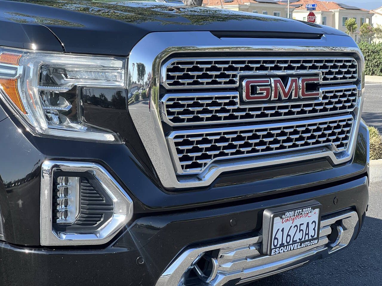 Used 2020 GMC Sierra 1500 Denali RWD image 38