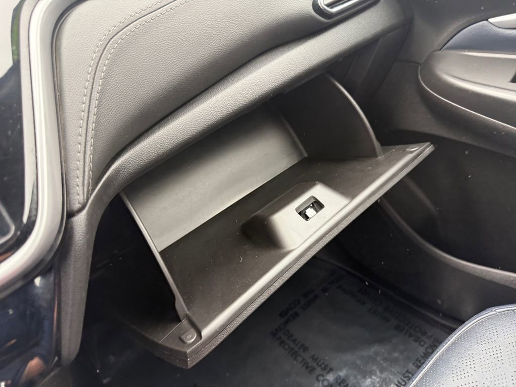 Certified 2023 Chevrolet Bolt EUV LT w/ Convenience Package image 23