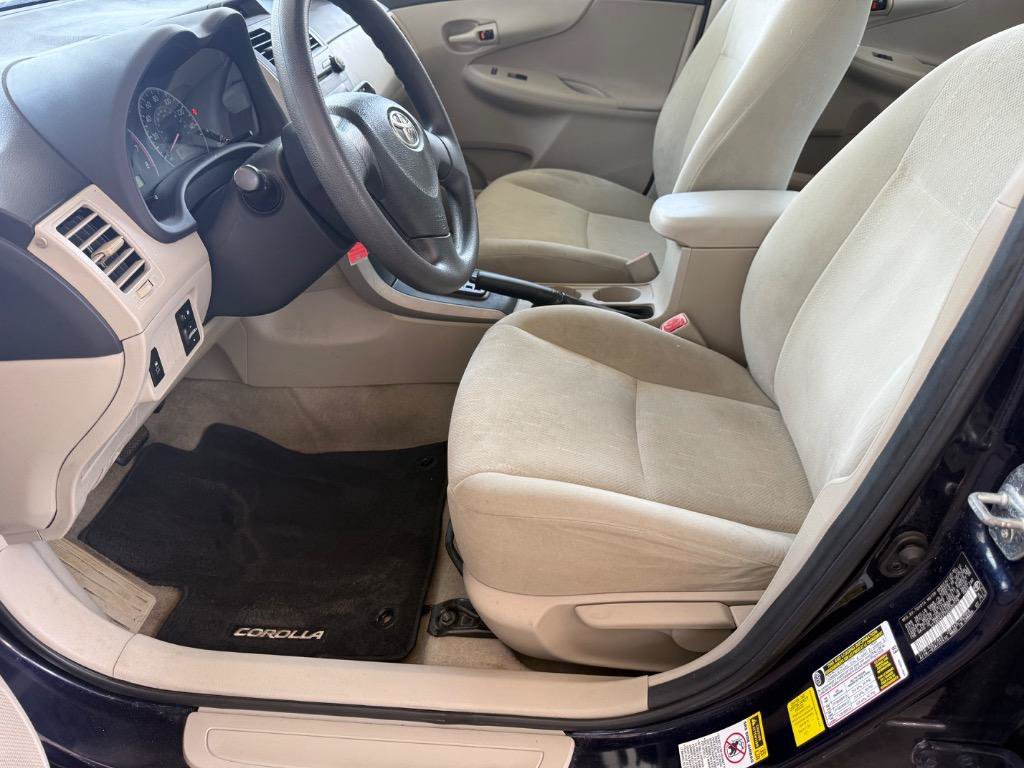 Used 2013 Toyota Corolla L FWD image 24