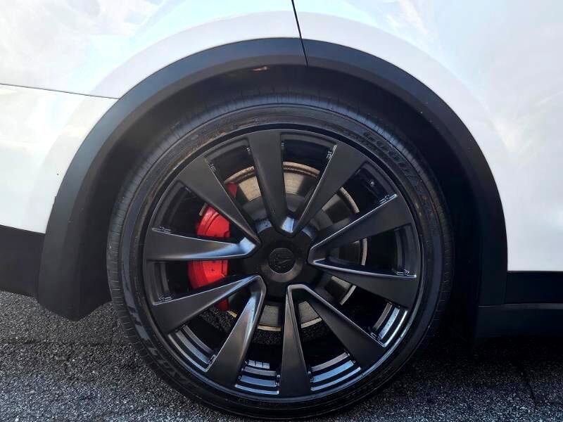 Used 2023 Tesla Model X Plaid image 17